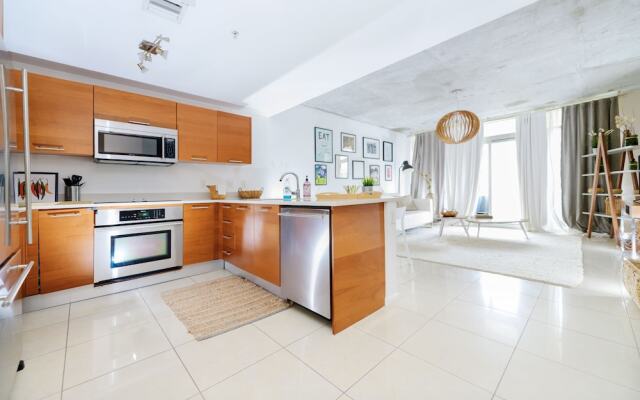 Miami World Rental - Midtown 608