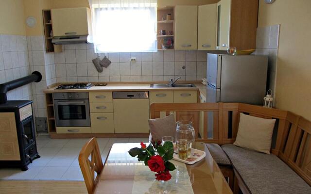 Apartment Ana