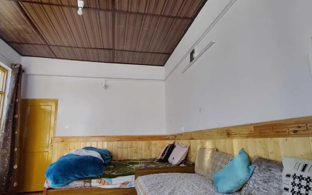 Buddha Home Stay Kaza