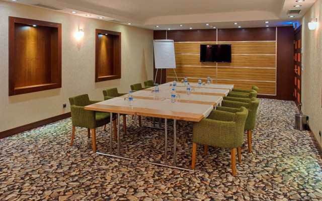 Airport Global Hotel, Olive INN