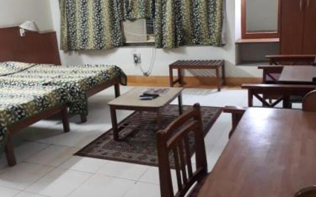 hotel tapti saral