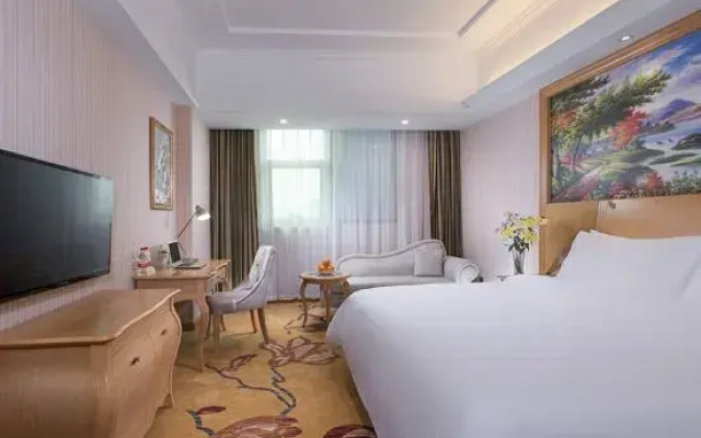 Poliya Hotel (Foshan Guanyao Plaza)