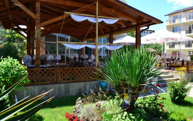 Saint George Family Hotel