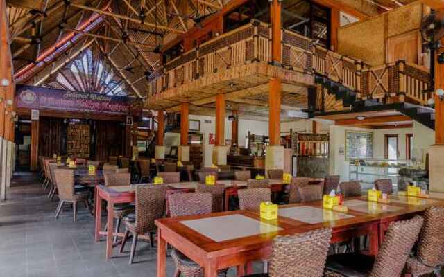 Mahkota Plengkung Hotel by ecommerceloka