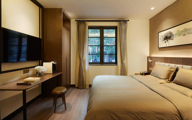 Yuanlifetel.West Lake