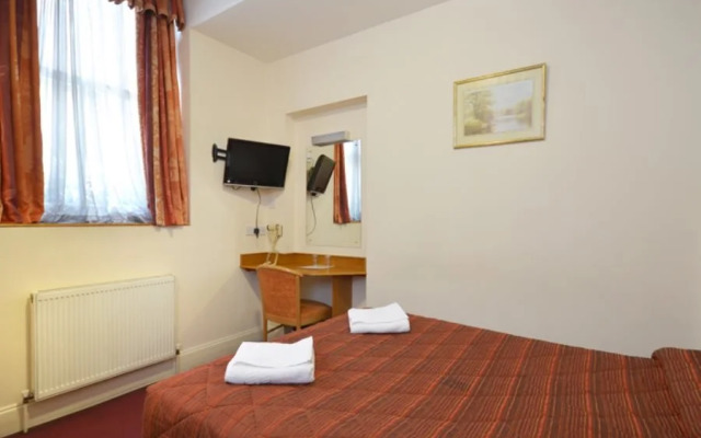 Berkeley Court Hotel