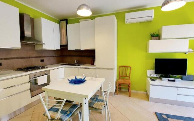 Colors POOL apartment
