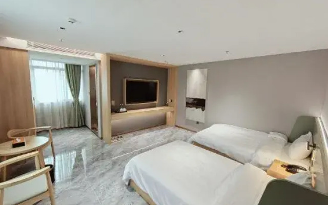 Floral Hotel·Runhe Wanting Hotel