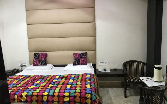 Hotel Samrat