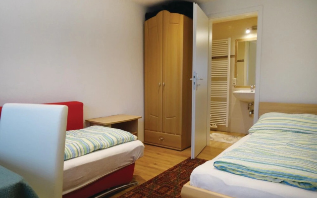 Stunning Apartment in Holzgau With 7 Bedrooms and Wifi