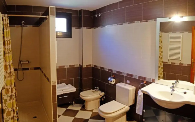 Casa Rural La Campana 4 Habitaciones 2 Supletorias Ático Opcional 4 pax