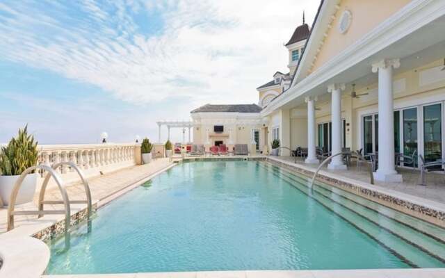 W216 - 5 Bedroom Luxury Villa Near Disney