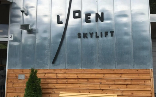 Olden Fjordhotel