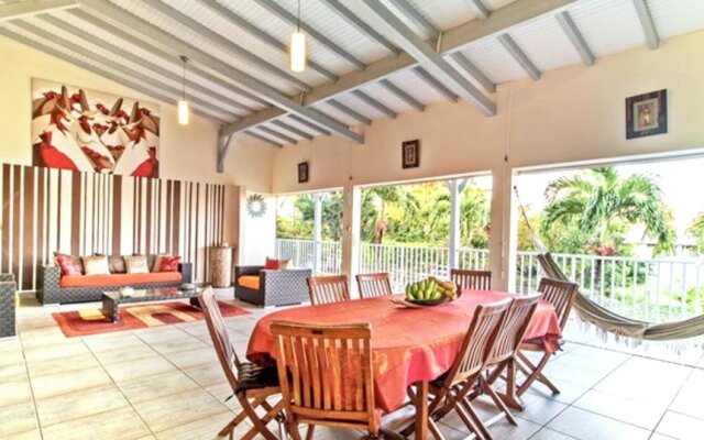 House With 4 Bedrooms in Le Vauclin, With Wonderful sea View, Pool Acc