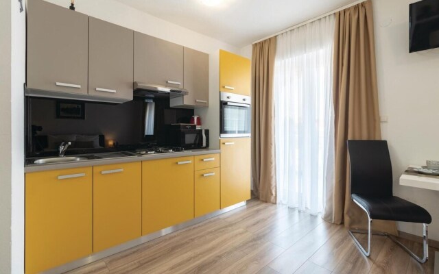 Nice Home in Zadar With Wifi and 8 Bedrooms