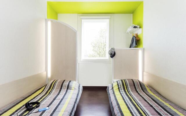 HotelF1Clichy sous Bois