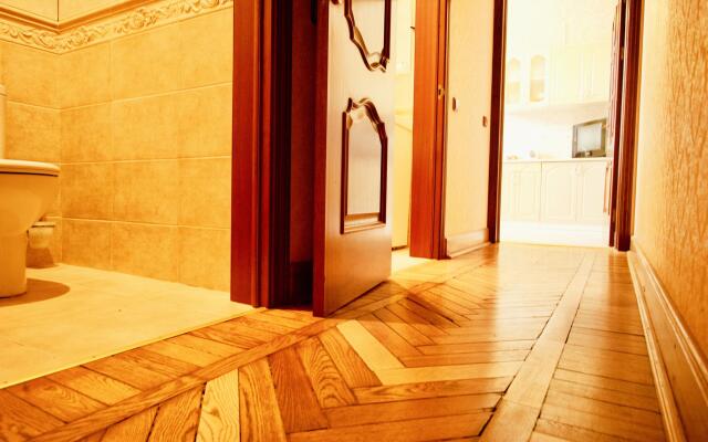 Апартаменты «LUXKV на Кудринской площади»