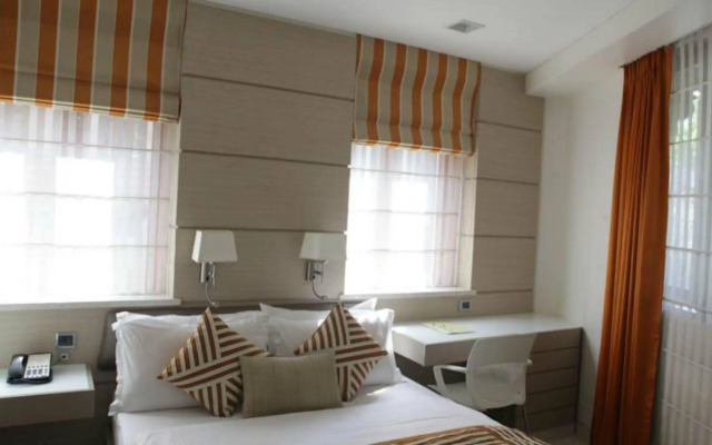 Residency Hotel Fort