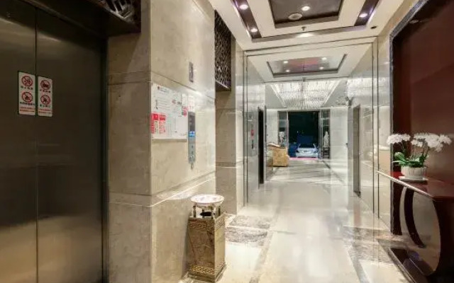 LinCang Jiayi Jinhui Hotel (Municipal People's Government Branch)