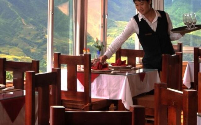 Eden Mountain View Hotel