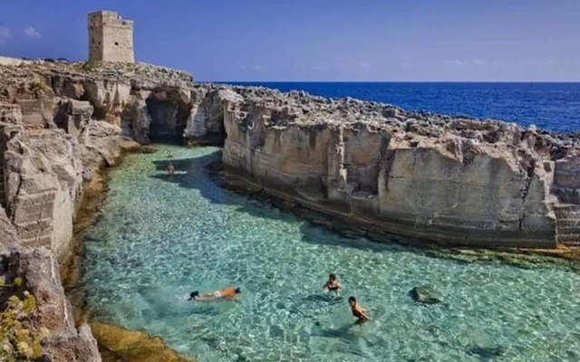 House Overlooking the bay - Seaview