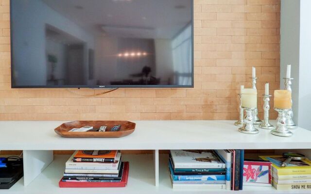 LinkHouse Majestic Mountain View