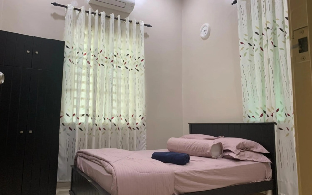Vistana Indah Homestay