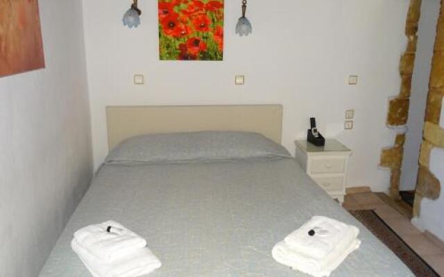 Anemones Rooms