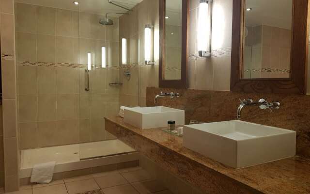 Clayton Hotel Silver Springs