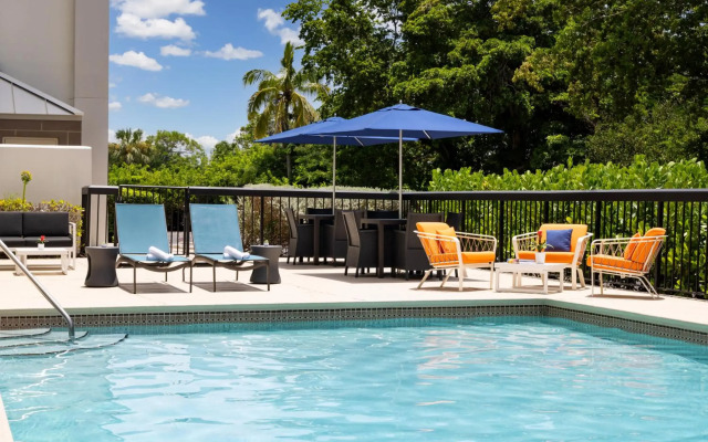 Hampton Inn Naples Central