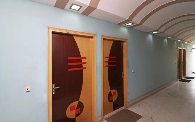 Hotel Canal View by OYO Rooms