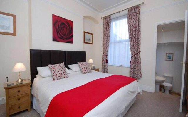 Ellie's Guest House