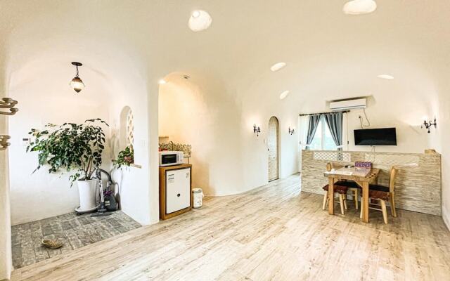 Jeju Hayandeungdae Pension