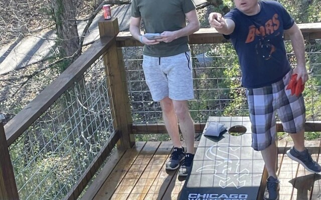 South Side Serenity 2 Bedroom Cabin by RedAwning