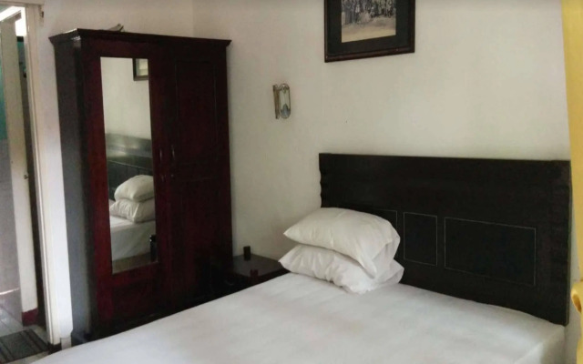 Airlangga Hotel