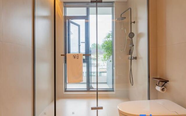 Yingfei July (OMG Heartbeat Paradise Store)