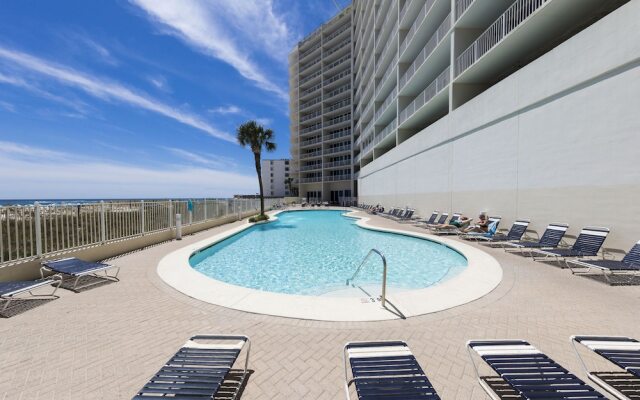 Lighthouse Condos by Hosteeva