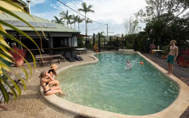 Colonial Village and Tours