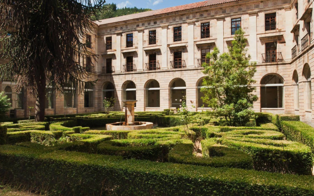 Parador De Corias