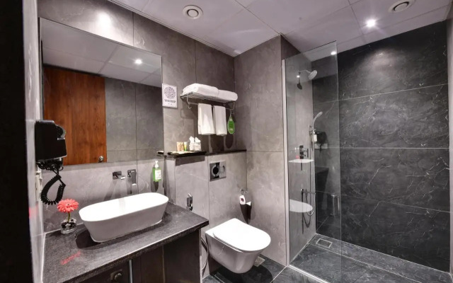 Click Hotel Vista-International Airport