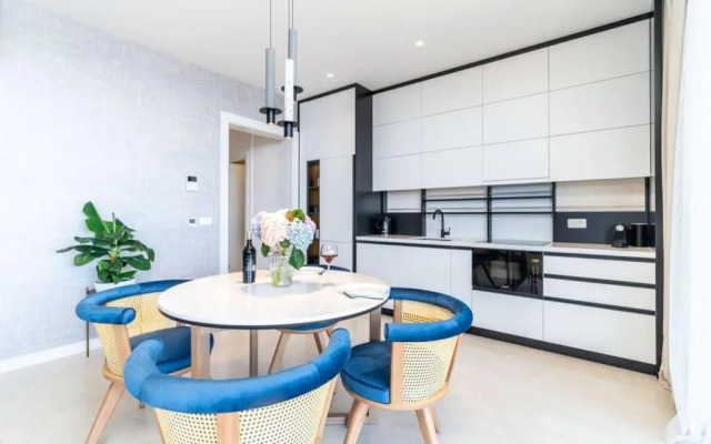 New&Luxury 5* with an Amazing View - Pure Apartment