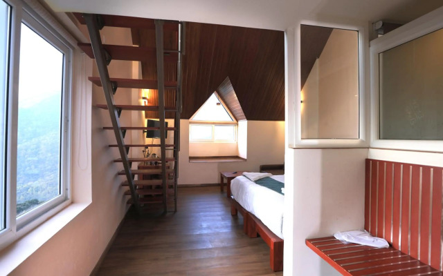 Shola Crown Resort - Munnar