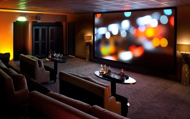 Hotel Marignan Champs - Elysées