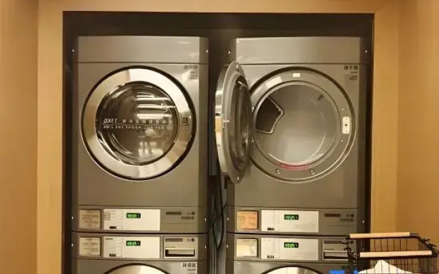 24 Degree Jian Hotel (Jiuzhaigou Visitor Center)