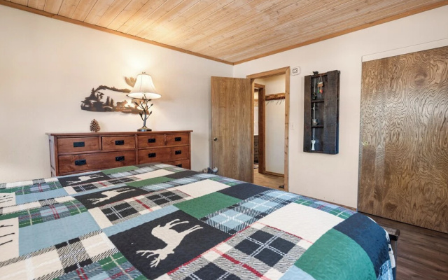 Summit Mountain Lodge
