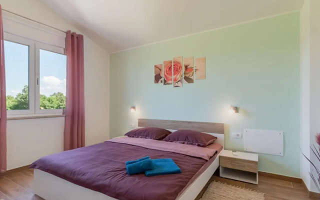 Villa Lena Comfortable Holiday Residence