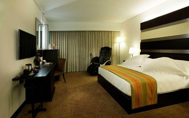 Dubai International Airport Hotel