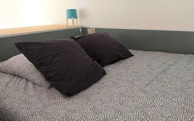 B&B Bordeaux Saint Michel