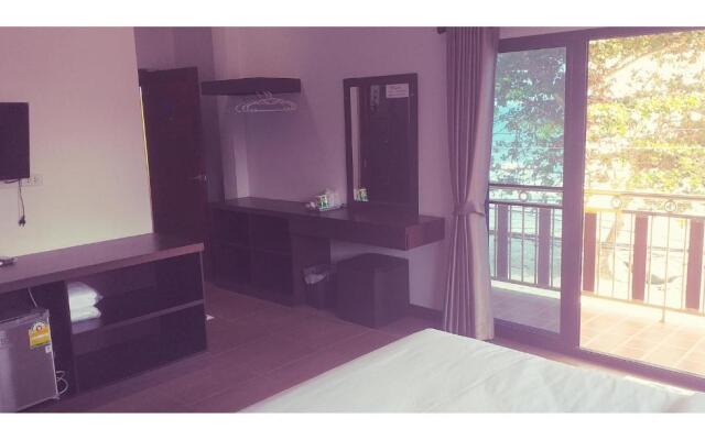 Tawan Resort