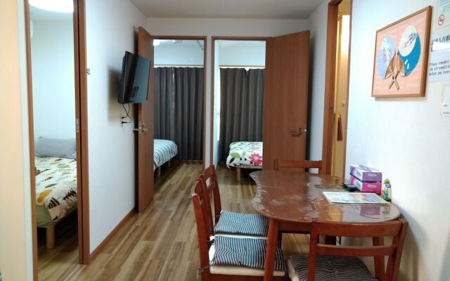 Issyuku Hotel Kaminarimon